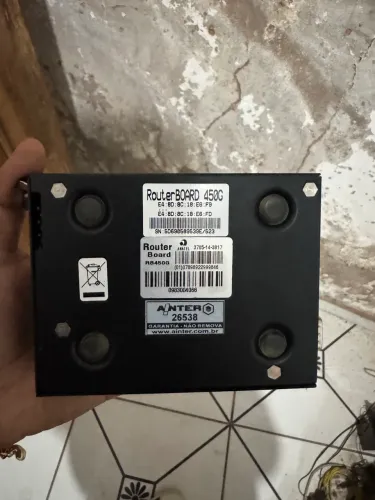 MikroTik RouterBOARD RB450G - 5 Portas Gigabit - RouterOS L5