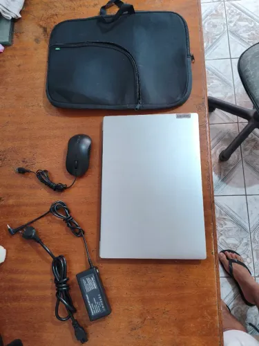 Notebook Lenovo + Assessorios