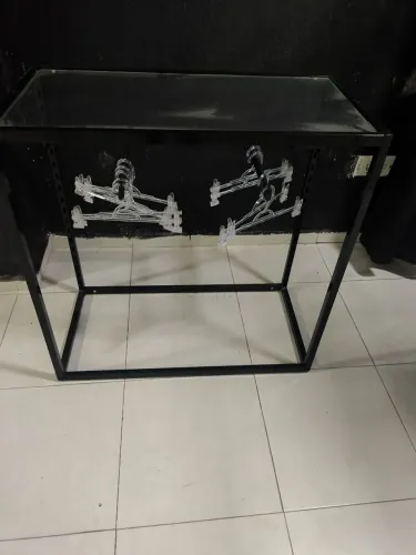 móveis para loja de roupas