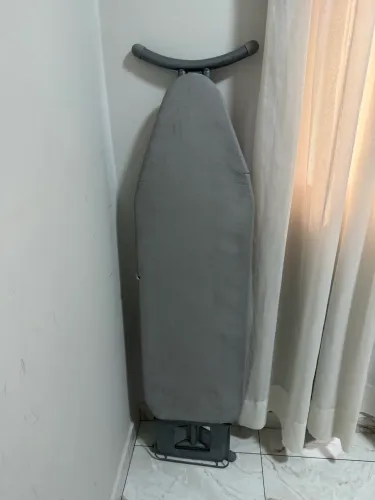 Mesa de passar roupas 