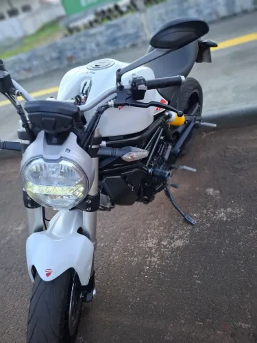 Ducati zerada 