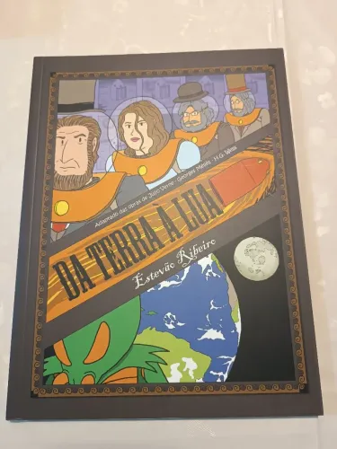 Livro em quadrinhos - "Da Terra à Lua"