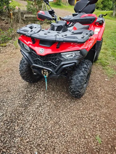 Vendo quadriciclo 520 cc 4x4