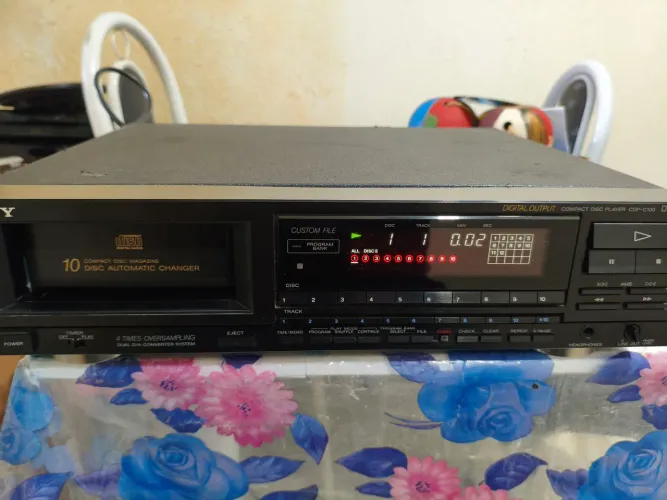 CD PLAYER MAGAZINE(10 DISCOS)Sony CDP-C100
