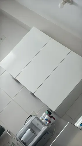 Armário parede cozinha ou lavanderia super conservado