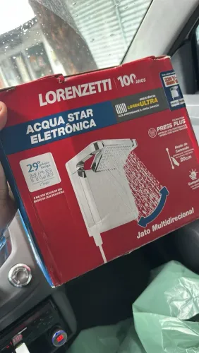 Chuveiro star Lorenzetti branco na caixa.