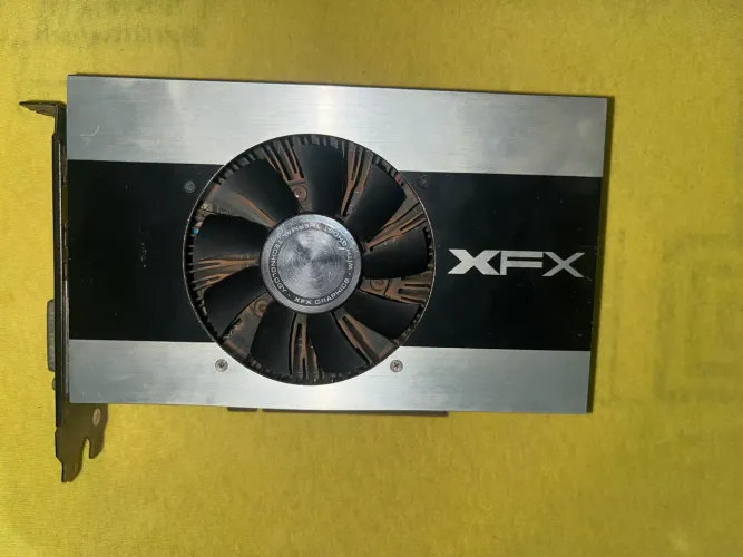 Vendo R7 250x 2gb