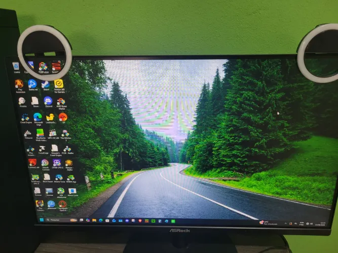 SRock 24,5 - Full HD HDMI - Usado