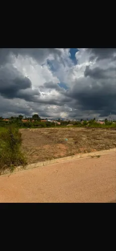 Vendo terreno de mil metros no condomínio Iguatemi quatro
