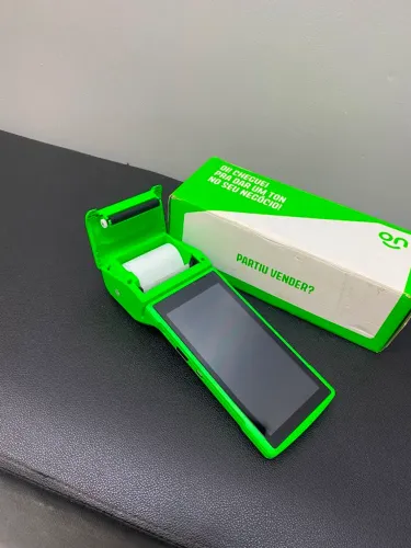 Vende-se máquina de cartão nova