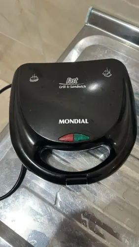 Sanduicheira mondial