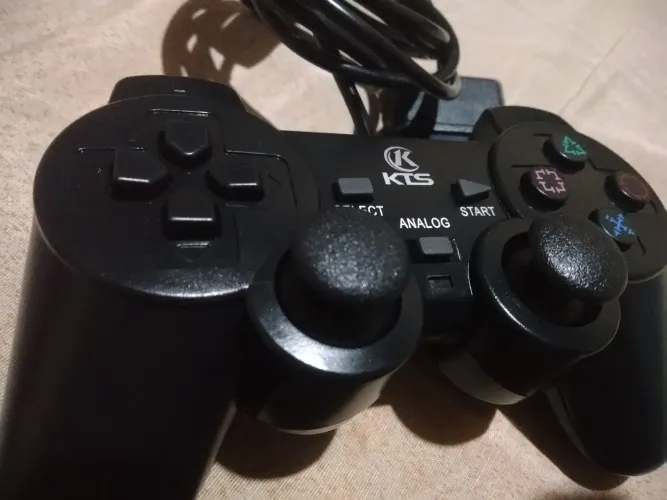 Controle PS2 semi novo