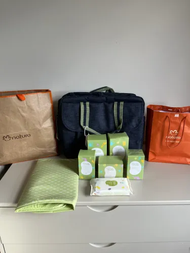 Kit Natura mamãe e bebê completo, fechado ! 