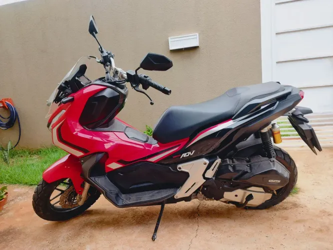 Honda ADV 150 ABS 2021 - Linda, Econômica e Muito Conservada (Particular)