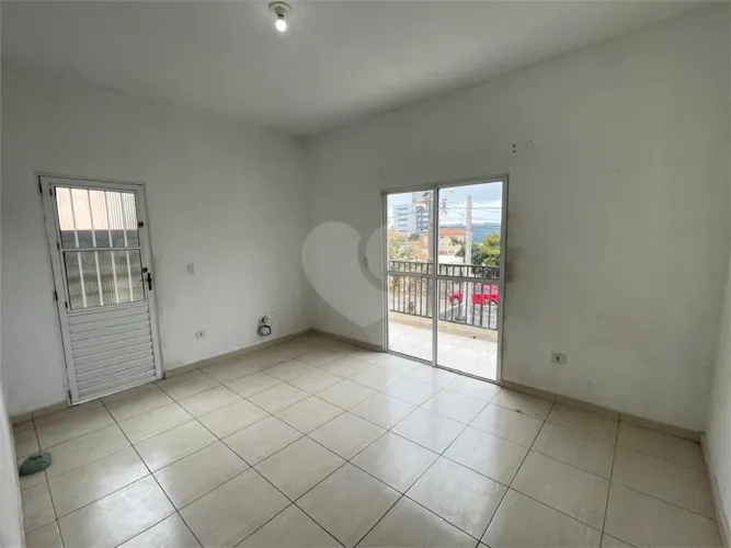 Sobrado à venda com 2 quartos em Loteamento Jardim do Sol (mailasqui), São Roque