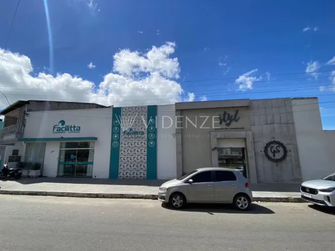 Ponto Comercial à Venda na Avenida Nova, no bairro Serrano em Itabaiana/SE