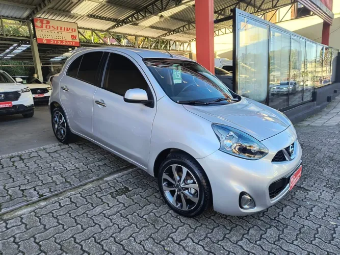Nissan March SL 1.6 16V Flex Fuel 5P 2015