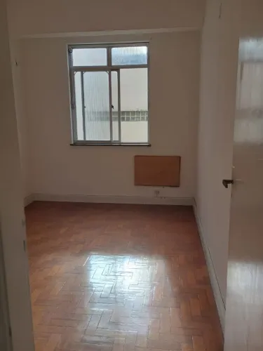 Quarto e sala copacabana posto 6