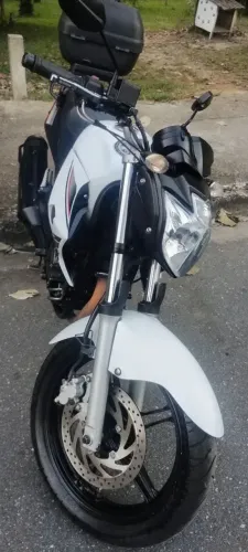 Fazer 250