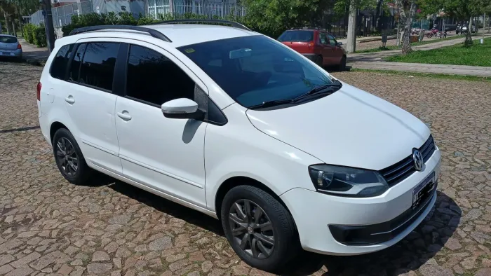 Volkswagen Spacefox 1.6/ 1.6 Trend Total Flex 8V 5P 2011