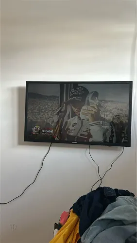Smart Tv Samsung Tyzen SEMI NOVA 