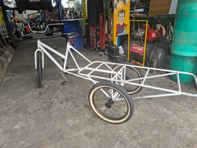 Bicicleta triciclo