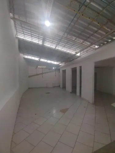 Imóvel Comercial para aluguel tem 121 metros quadrados em Corrêas - Petrópolis - RJ
