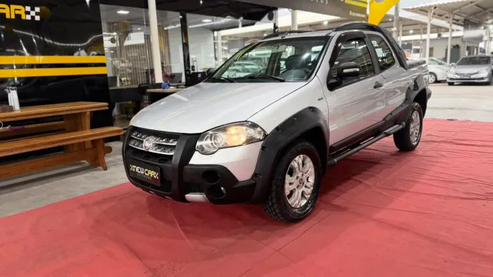 Fiat Strada Adventure 1.8/ 1.8 Locker Flex CE 2011