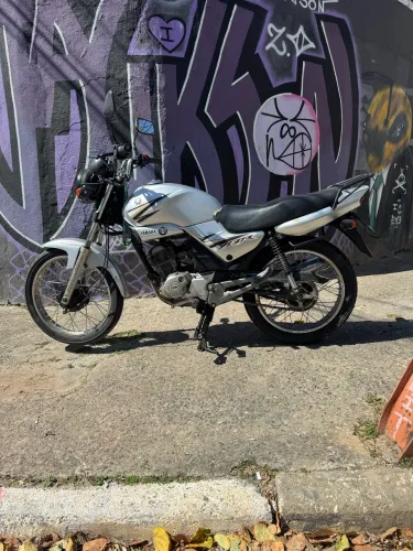 Ybr 125e 2002 - partida eletrica (pintura nova)