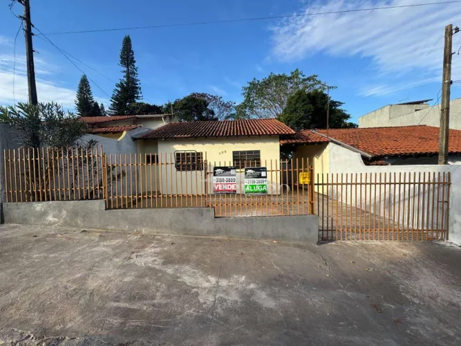 Casa com 3 dormitórios à venda, 105 m² por R$ 290.000,00 - Jardim Beltrão - Ibiporã/PR