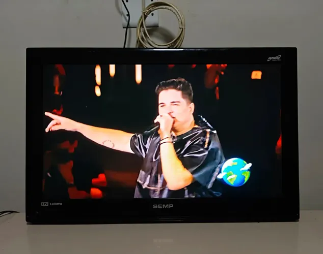 TV LED SEMP TOSHIBA INFINITY 32''