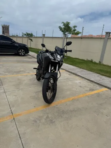 Vendo sahara 300 ,de único dono