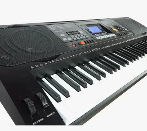 Teclado 61 teclas HK812