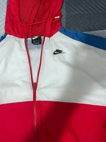 Corta vento NIKE