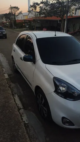 Nissan March SL 1.6 16V Flex Fuel 5P 2016