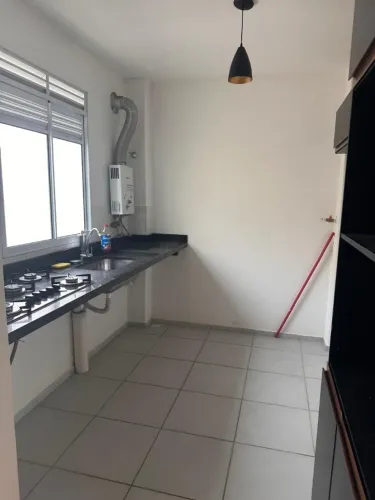 Apartamento de 2 quartos na rua do shopping Itaboraí Plaza