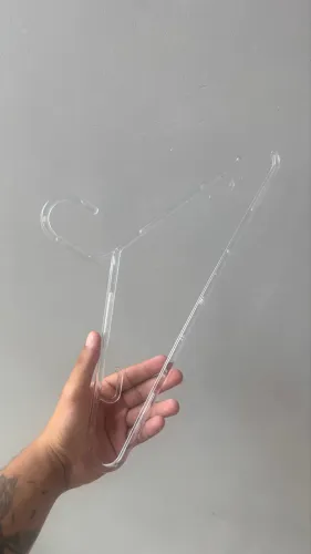Cabide transparente 