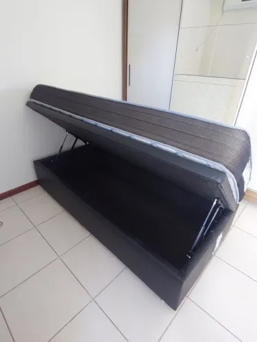 Cama box