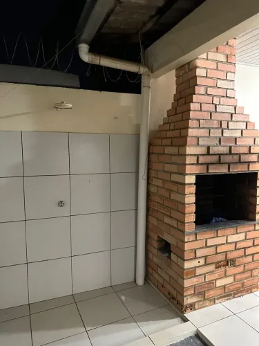 Venda. Casa Com 2 dormitórios. Mecejana. Próximo ao novo Supermercado Gavião