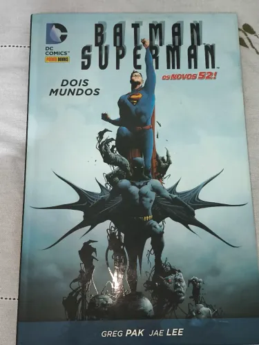 Hq Batman e Superman:Dois mundos capa dura