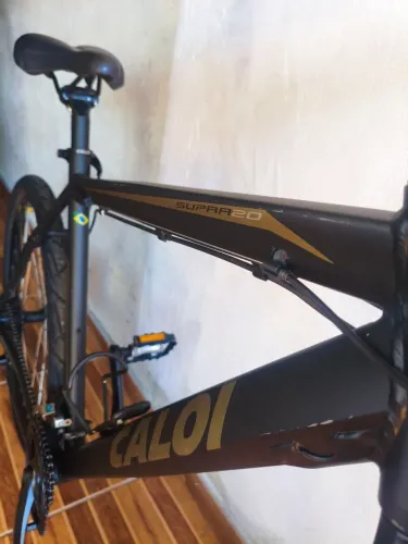 Bicicleta Caloi supra 20, com kit Shimano, pneus, corrente e cabos novos.