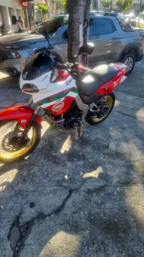 Cagiva canyon  com.motor de falcon