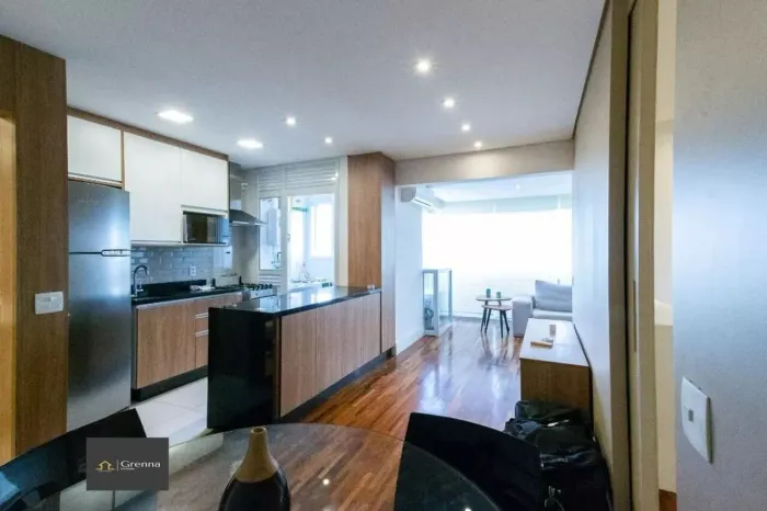 Apartamento mobiliado para locação com 54m², Pinheiros, São Paulo.