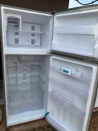 Geladeira Panasonic frost free