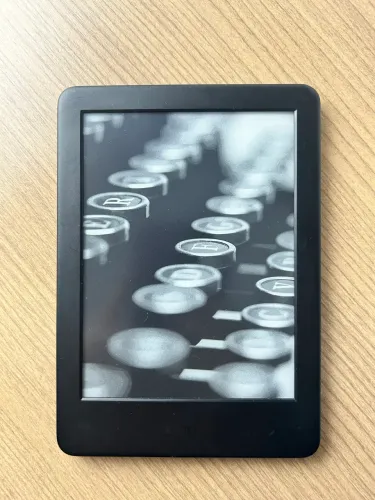Kindle 10ª geração 6GB + Capinha + Cabo | Muito conservado
