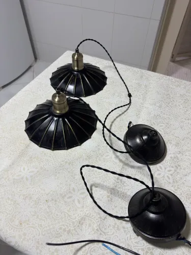Par de Luminárias Pendentes Retrô Industrial - Acabamento Bronze e Preto Vintage