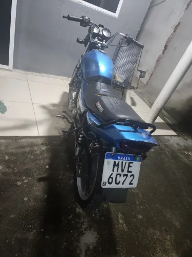 YBR 125 