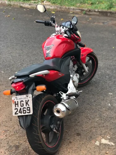 Cb 300 2011