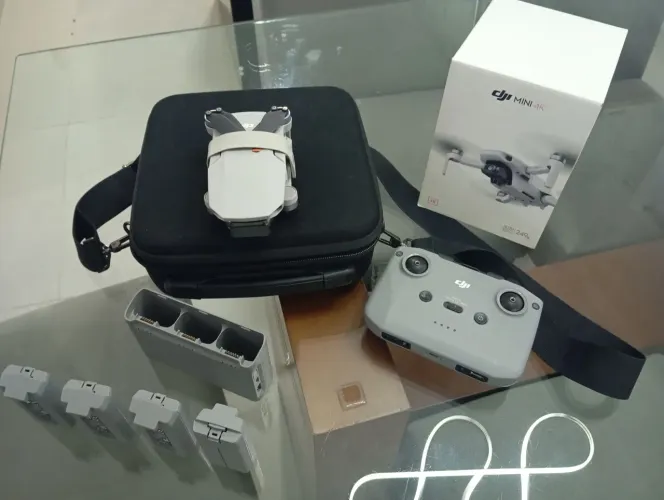 Drone dji mini 4k completo 4 baterias 
