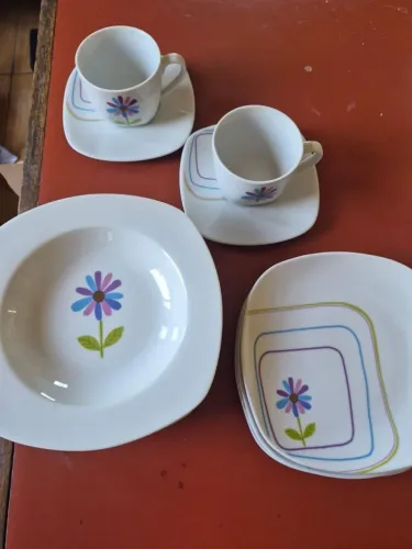 Conjunto prato sopa com apenas 12 peças 